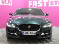 käytetty Jaguar XE 20d Business AWD Aut R-SPORT ** Webasto / P.kamera / NAVI / Lämmitettävä tuulilasi ja ratti**