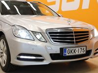 käytetty Mercedes E220 CDI Avantgarde ** Kattoikkuna / Navi / Bluetooth / Täysnahat **