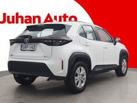 Käytetty Toyota Yaris Cross Active 114 HP (83 kW) 2024 Valkoinen Katumaasturi