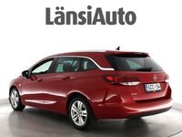 käytetty Opel Astra Sports Tourer Ultimate Executive 145 Turbo A / Nahat / AGR penkit, kuskin muistilla / Avaimeton käyttö / 1-omistaja / Navi / **** Tähän autoon jopa 84 kk rahoitusaikaa Nordealta ****