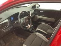 Käytetty Kia Stonic EX 120 HP (88 kW) 2020 Punainen Katumaasturi