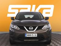 Käytetty Nissan Qashqai Visia 116 HP (85 kW) 2015 Katumaasturi