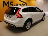 käytetty Volvo V60 CC D3 Business Summum A