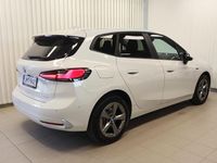 Käytetty BMW 225 Active Tourer Performance 245 HP (180 kW) 2022 Valkoinen Tila-auto