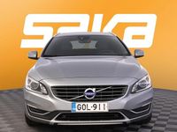Käytetty Volvo V60 Summum 215 HP (158 kW) 2015 Farmari