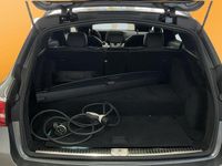 Käytetty Mercedes E300 AMG 306 HP (225 kW) 2023 Farmari