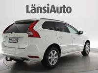 käytetty Volvo XC60 D4 AWD Momentum aut / NELIVETO / Vakkari / Koukku / Läm. Ohjauspyörä / Tutkat / Juuri Tullut / **** Tähän autoon 3kk lyhennysvapaa ****