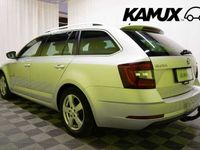 käytetty Skoda Octavia Combi 1,6 TDI Style DSG //