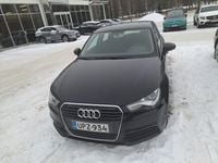 Käytetty Audi A1 Attraction 86 HP (63 kW) 2012 Musta Viistoperä