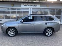 käytetty Mitsubishi Outlander P-HEV Executive 4WD 5P