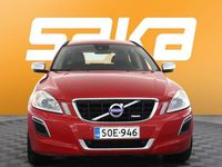 Käytetty Volvo XC60 Business Edition 215 HP (158 kW) 2012 Katumaasturi