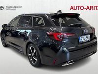 Käytetty Toyota Corolla Edition 140 HP (102 kW) 2023 Musta Farmari