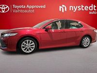 Käytetty Toyota Camry Style 178 HP (130 kW) 2020 Punainen Sedan