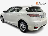 Käytetty Lexus CT200h Business Edition 99 HP (72 kW) 2016 Valkoinen Viistoperä