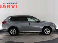 käytetty Mitsubishi Outlander P-HEV Intense Business 4WD 5P **LED, Adapt.vakkari, Koukku**