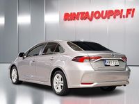 Käytetty Toyota Corolla Style 122 HP (89 kW) 2019 Hopea Sedan