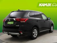 Käytetty Mitsubishi Outlander P-HEV 121 HP (88 kW) 2016 Musta Farmari