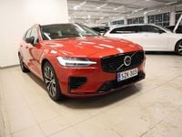 Käytetty Volvo V60 Plus 350 HP (257 kW) 2025 Punainen Farmari