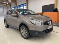 käytetty Nissan Qashqai 1,6L Acenta 2WD 5MT MY10 ** Suomi-auto / Bt Handsfree / Huoltokirja / Vakkari **