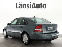 käytetty Volvo S40 2,4 / MYYDÄÄN HUUTOKAUPAT.COM