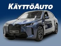 Uusi BMW iX Comfort Edition 400 kW (544 HP) 2026 Artic race blue meta Katumaasturi
