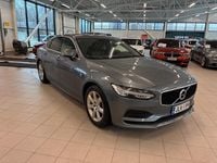 Käytetty Volvo S90 Momentum 150 HP (110 kW) 2019 Sedan