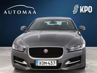 Käytetty Jaguar XE R-Sport 163 HP (119 kW) 2016 Musta Sedan