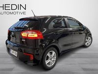 Käytetty Kia Rio EX 83 HP (61 kW) 2015 Musta Viistoperä