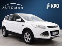 Käytetty Ford Kuga Titanium 150 HP (110 kW) 2016 Valkoinen Katumaasturi