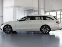 Käytetty Mercedes E300 Avantgarde 194 HP (142 kW) 2022 Valkoinen Farmari
