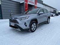 Käytetty Toyota RAV4 Active 176 HP (129 kW) 2021 Hopea Katumaasturi