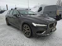 Käytetty Volvo V60 Plus 350 HP (257 kW) 2023 Harmaa Farmari