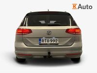 Käytetty VW Passat Comfortline 150 HP (110 kW) 2019 Sininen Farmari