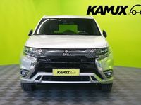 käytetty Mitsubishi Outlander P-HEV Instyle Sport Business 4WD 5P / 360kamera / Navi / Kattoluukku / Huippuvermeet! /