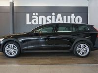 käytetty Volvo V60 CC B4 AWD D-MHEV Edition aut **** Tähän autoon jopa 84 kk rahoitusaikaa Nordealta ****