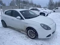 Käytetty Alfa Romeo Giulietta Business 170 HP (125 kW) 2011 Valkoinen Viistoperä