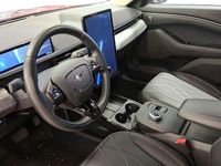 Käytetty Ford Mustang Mach-E 202 kW (276 HP) 2022 Punainen Katumaasturi