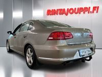 käytetty VW Passat Sedan Comfortline 1,6 TDI 77 kW (105 hv) BlueMotion Technology DSG-automaatti - 3kk lyhennysvapaa - Suomiauto, Xenonit, Vakkari, Koukku - Ilmainen kotiintoimitus!