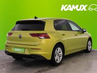 Käytetty VW Golf VIII Edition 150 HP (110 kW) 2020 Keltainen / beige Sedan