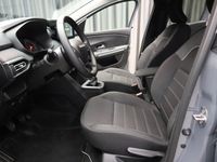 käytetty Dacia Jogger TCe 110 Extreme 7p *Uusi ajamaton ja rekisteröimätön nopeaan toimitukseen*
