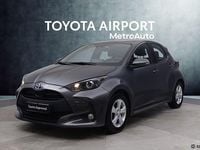 Käytetty Toyota Yaris Active 114 HP (83 kW) 2023 Harmaa Viistoperä