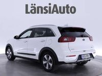 käytetty Kia Niro 1,6 GDI Hybrid FIFA World Cup Edition DCT