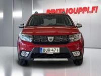 Käytetty Dacia Sandero Stepway 90 HP (66 kW) 2017 Punainen Viistoperä