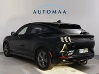Käytetty Ford Mustang Mach-E S 197 kW (269 HP) 2021 Musta Katumaasturi