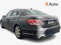 Käytetty Mercedes E200 Business 134 HP (98 kW) 2015 Musta Sedan