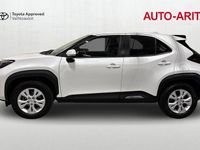 Käytetty Toyota Yaris Cross Active 116 HP (85 kW) 2023 Valkoinen Katumaasturi