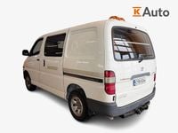 Käytetty Toyota HiAce 102 HP (75 kW) 2004 Valkoinen Tila-auto