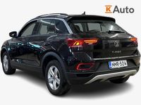 Käytetty VW T-Roc Comfortline 150 HP (110 kW) 2022 Musta Katumaasturi