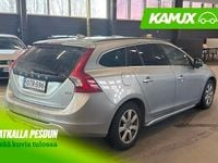 Käytetty Volvo V60 Momentum 136 HP (100 kW) 2013 Hopea / harmaa Farmari