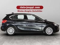 käytetty BMW 218 Active Tourer F45 218d A - panorama lasikatto, nahkaverhoilu, avaimeton käynnistys, sport ohjauspyörä, vetokoukku, 150hv